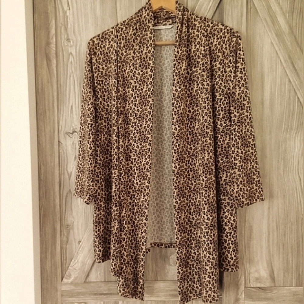 Peter Nygard Leopard Print Open Cover-Up L Petite